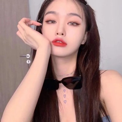 不装了,我比英雄还强